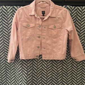 NWOT Gap jean jacket, mint condition